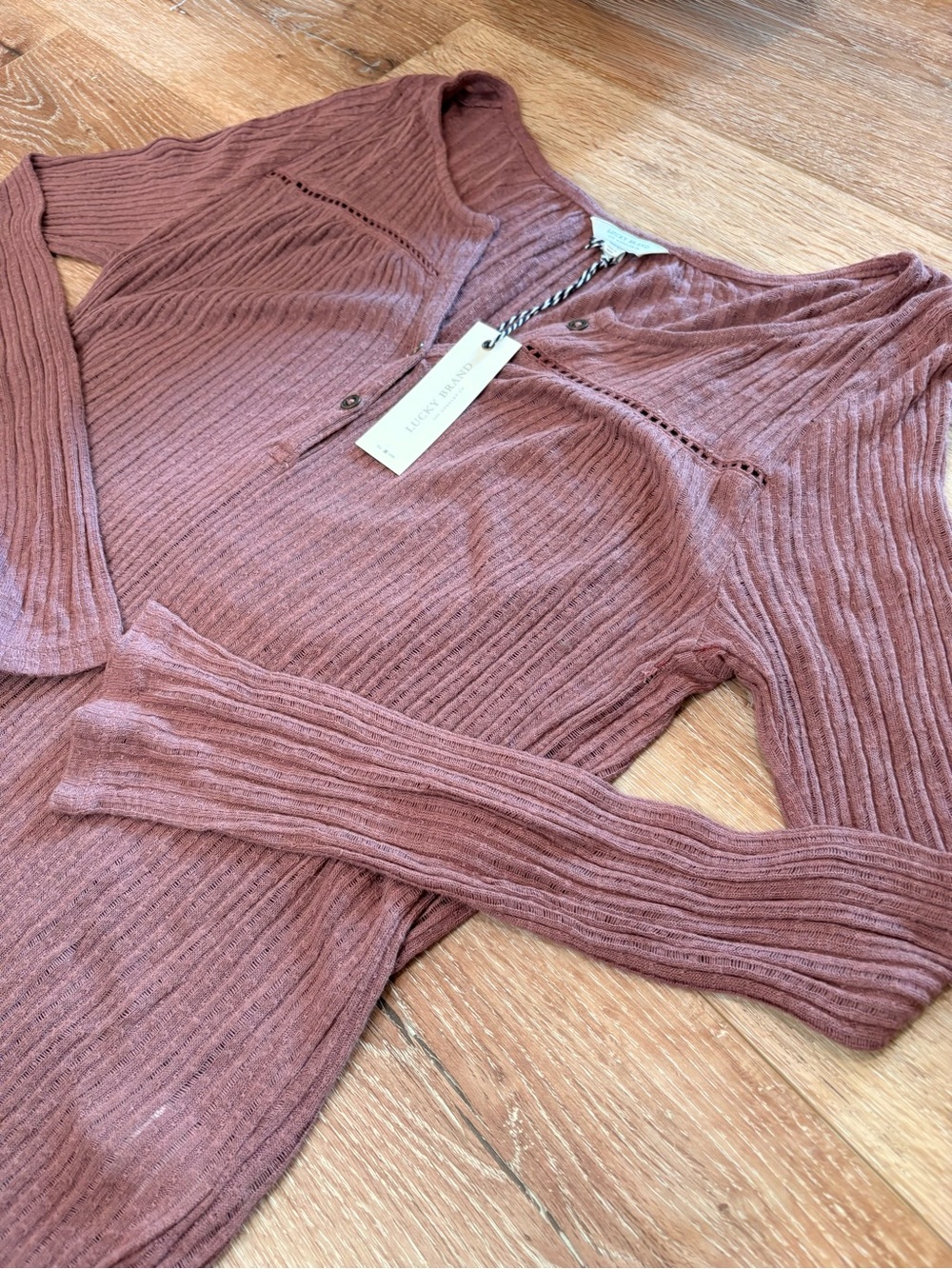 Lucky Brand Ribbed Henley Lightweight shirt in Dusty Rose- Size Medium NWT